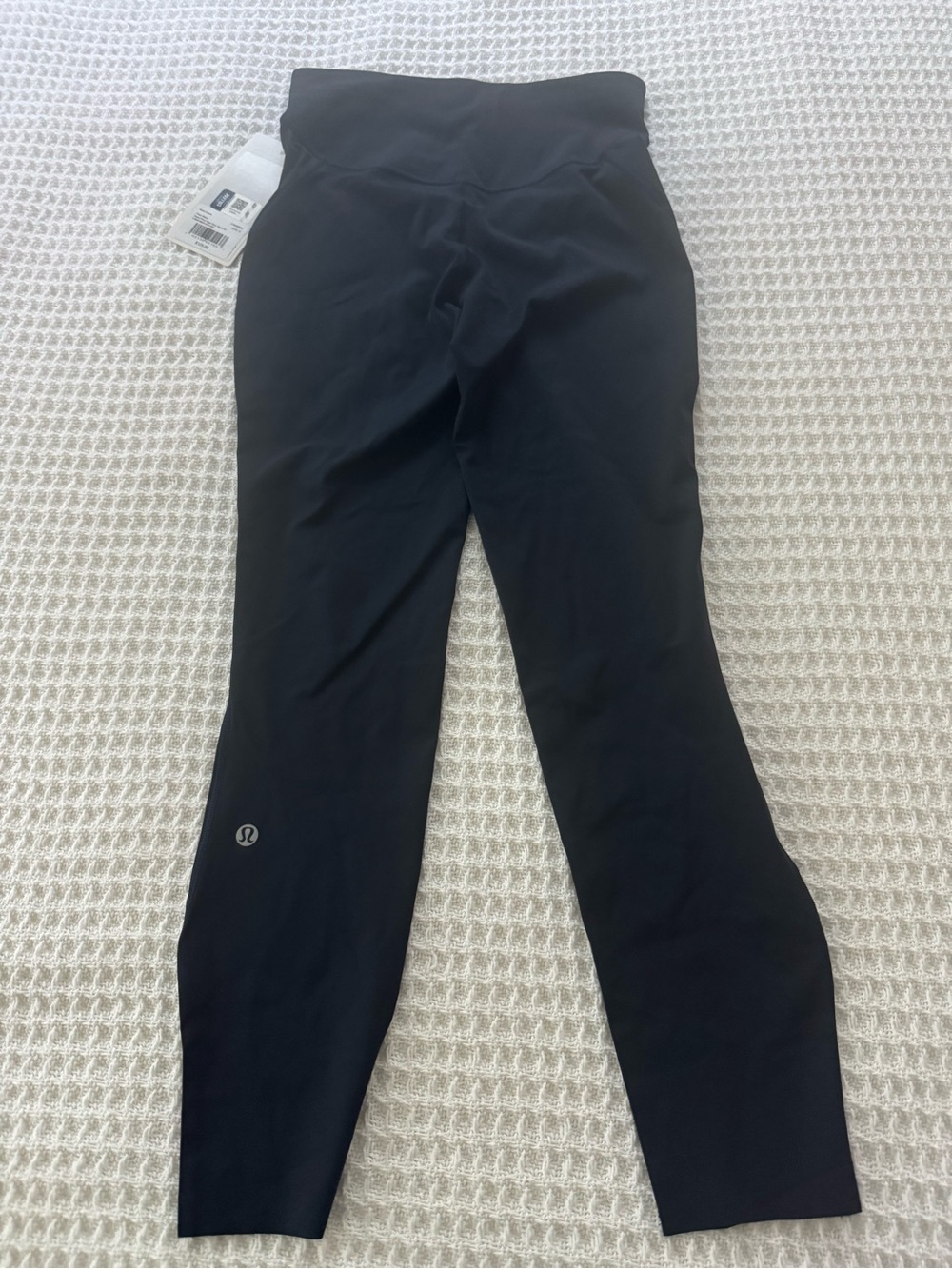 Womens Lululemon Navy Athletic Leggings with Notre Dame logo - Picture 4 of 4